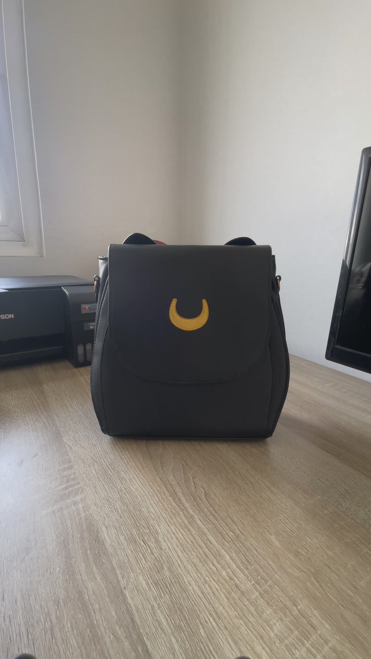 Cartera / Mochila - Luna + ENVÍO GRATIS