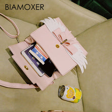 Cargar imagen en el visor de la galería, Cartera Sakura
